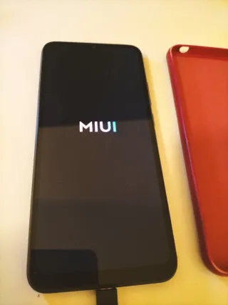 Teléfono móvil con pantalla grande