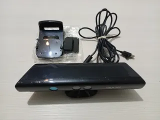 Kinect Xbox 360 + supporto