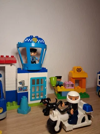 LEGO Duplo Estación de Policía