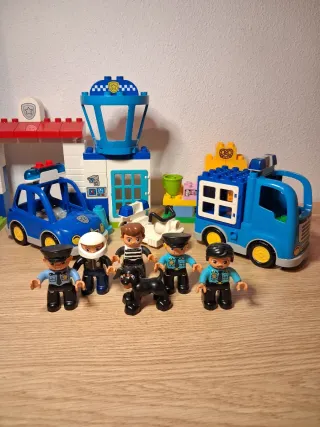 LEGO Duplo Estación de Policía