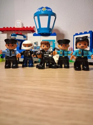 LEGO Duplo Estación de Policía