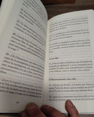 Libro Bhagavad Gîta El Canto del Señor