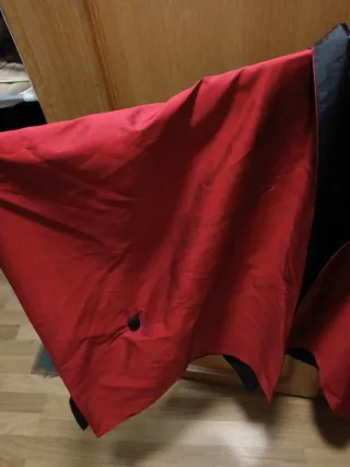 Chaqueta/Capa Granate y Negra Talla M