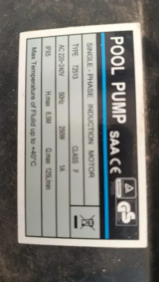 Bomba depuradora piscina poco uso