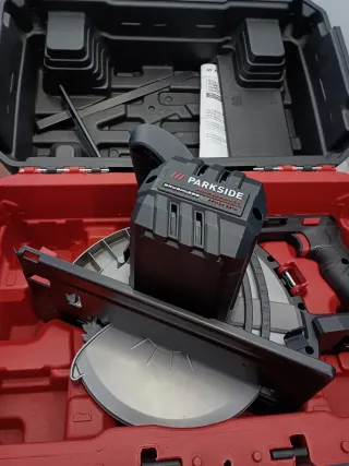 Sierra Circular Parkside 20V Metal (Sin Batería)