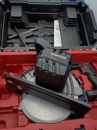 Sierra Circular Parkside 20V Metal (Sin Batería)