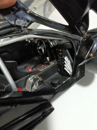 UT Models McLaren GTR 1/18