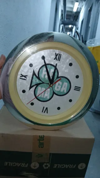 Reloj vintage REGAMAR de pared
