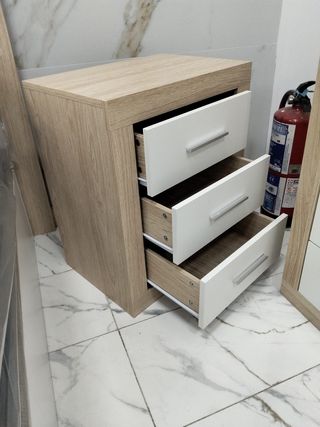 Cómoda 3 cajones madera y blanco