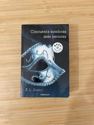 Cincuenta sombras más oscuras