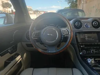 Jaguar XJ 2010