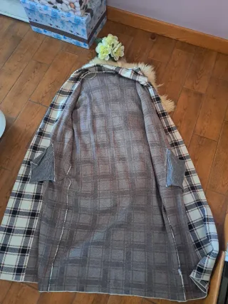 Abrigo largo Zara cuadros