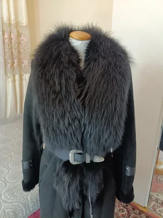 Abrigo piel mapache natural negro