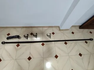 Cortinero envejecido de 150 cm, metal