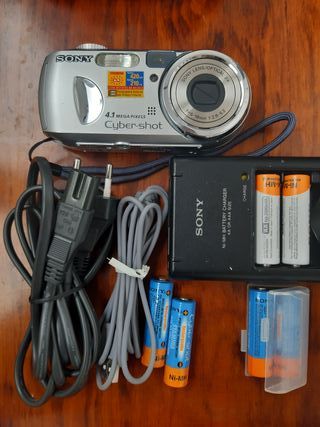 Cámara Digital Sony Cyber-shot 4.1 MP
