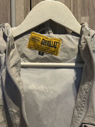 Chaqueta Cortavientos Corteiz Gris/Blanco Talla M