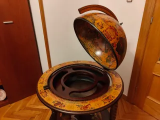 Mueble Bar Globo Terráqueo Madera