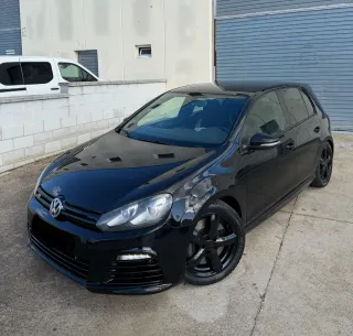 Volkswagen Golf R