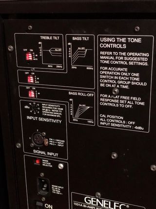 Altavoces Genelec 1031A  Estudio Respuesta Cercana