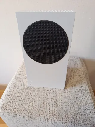 Xbox Series S Blanca con Mando