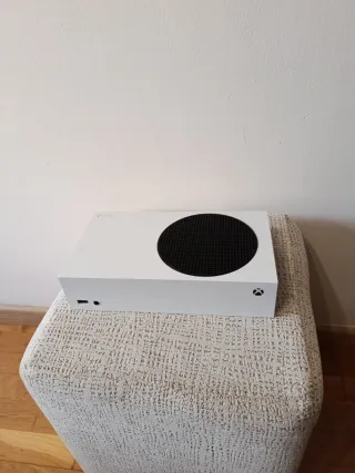 Xbox Series S Blanca con Mando