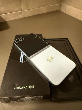 Samsung Galaxy Z Flip6 NUOVO