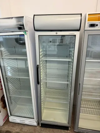 Nevera expositora cristal