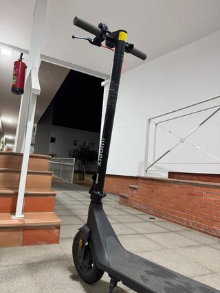 Patinete eléctrico negro