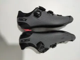 sidi T42 carretera