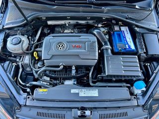 Volkswagen Golf 2.0 GTI