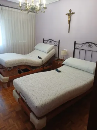 Camas articuladas  90 cm con colchónes viscoelasti