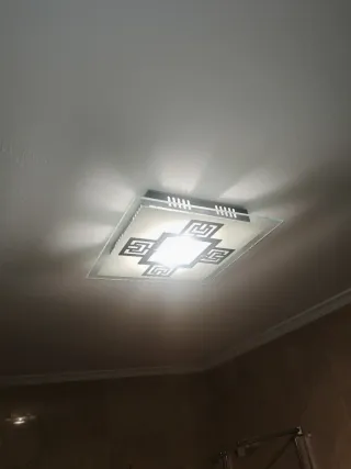 Lámpara / Aplique techo