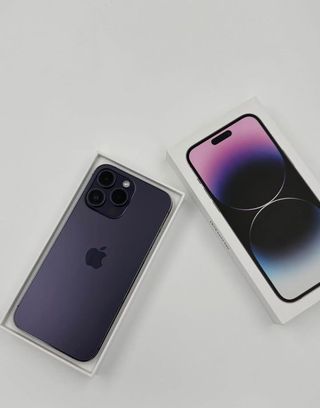 iPhone 14 Pro Max Morado
