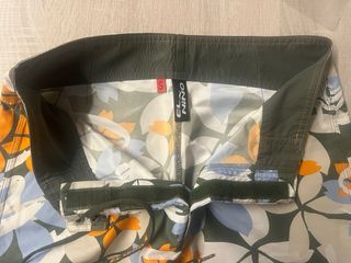 Bañador niño estampado floral