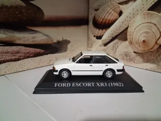 Ford Escort XR3 1982 Altaya Ixo 1:43