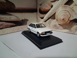 Ford Escort XR3 1982 Altaya Ixo 1:43