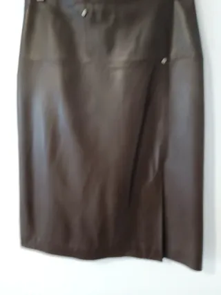 Falda de cuero auténtico marrón