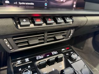 Porsche 911 (992.2) GTS 4 Targa  T-Hybrid  540 CV