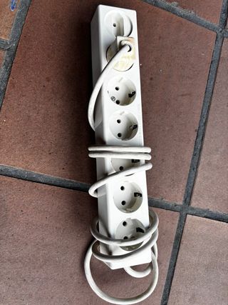 Regleta 7 enchufes con cable
