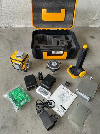 Livella Laser Autolivellante 16 Linee