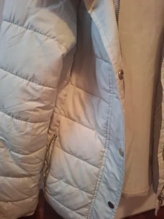 Chaqueta acolchada mujer beige