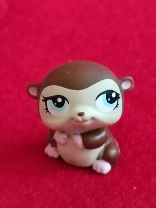 Littlest Pet Shop: Muñeca y 3 Mascotas