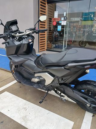 Honda X-ADV 750 Negra Automática