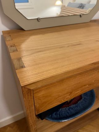 Consola de madera maciza