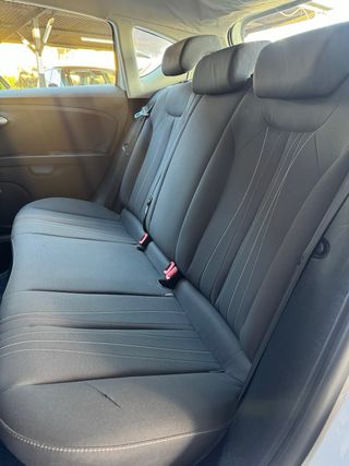 SEAT Leon 2012 1.6 tdi version Copa