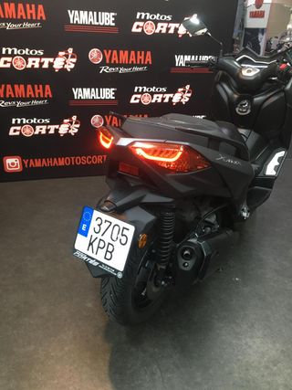 Yamaha XMAX 300 Negra