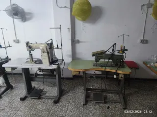 Lote máquinas de coser e hilos. Negociable.