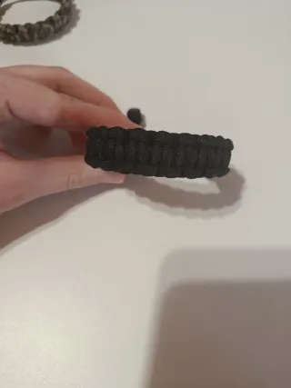 Pulsera Paracord Hecha a Mano, nudo militar