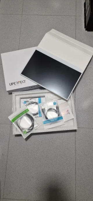 Monitor Gaming UPERFECT 15.6 pulgadas