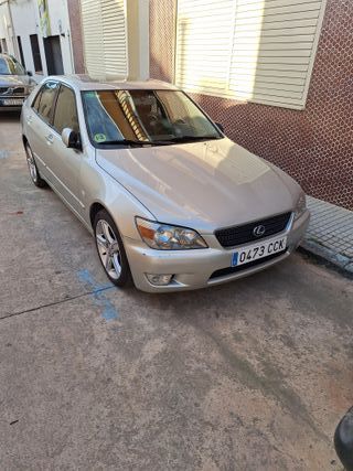 Lexus IS 200 Motor roto